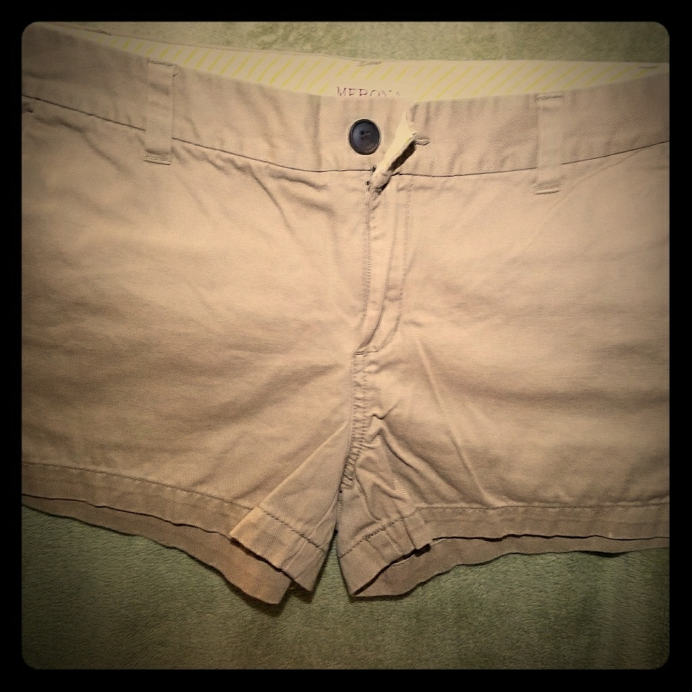 Merona khaki shorts